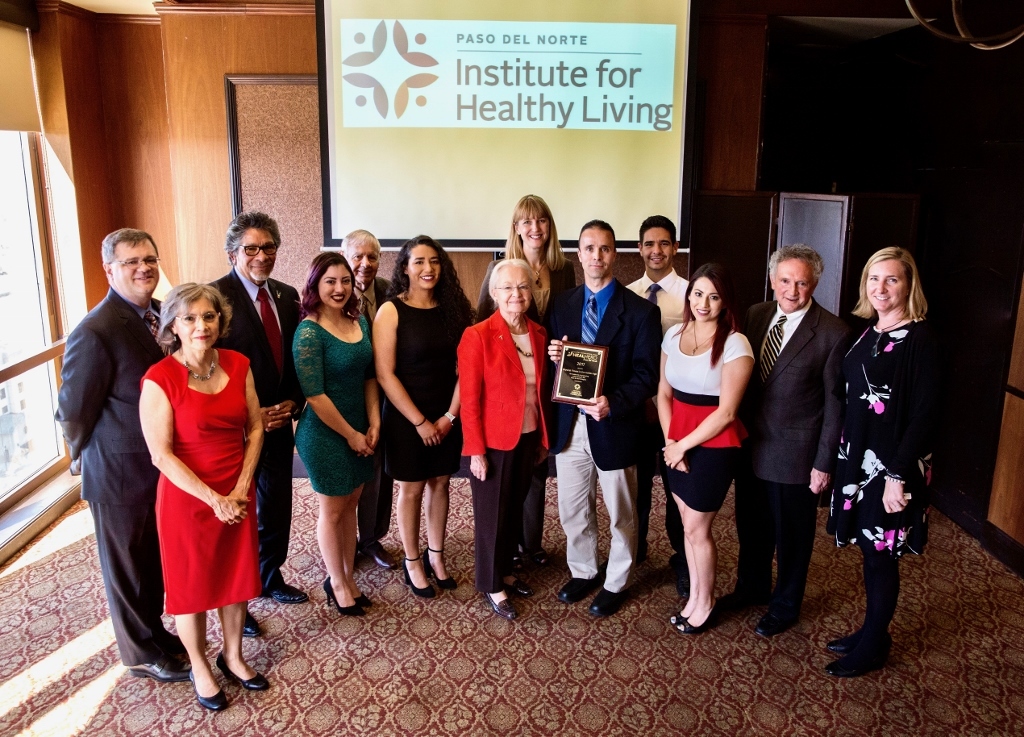Healcelebrateheroaward (1024x737)